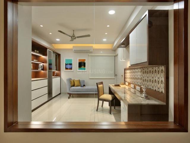 3 BHK Apartment in Vaishali for rent Ghaziabad. The reference number is 20773422