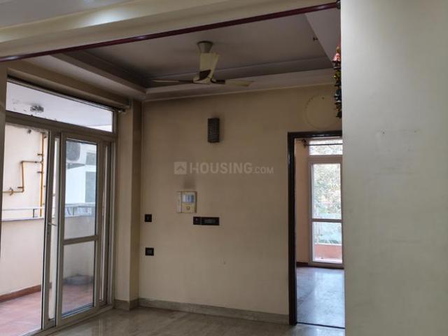 3 BHK Apartment in Vaishali for resale Ghaziabad. The reference number is 19507276