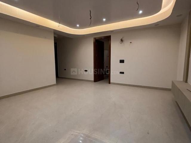 3 BHK Apartment in Vaishali for resale Ghaziabad. The reference number is 19786155