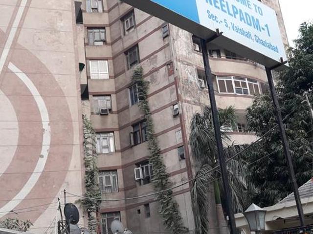 3 BHK Apartment in Vaishali for resale Ghaziabad. The reference number is 20523361