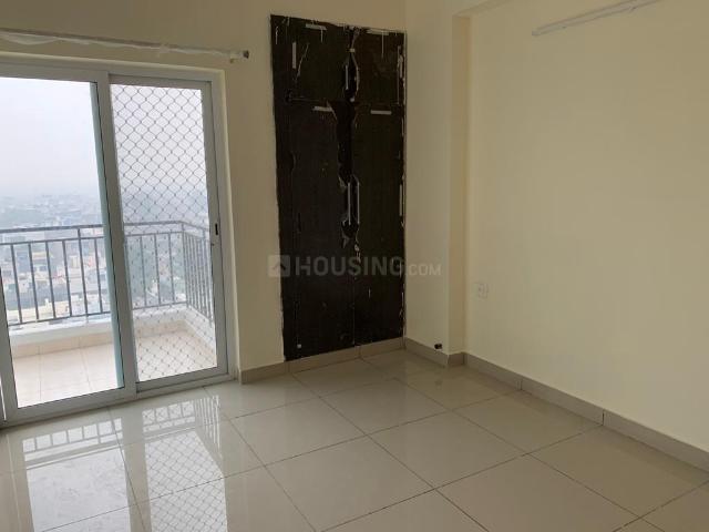 3 BHK Apartment in Vaishali for resale Ghaziabad. The reference number is 20822236