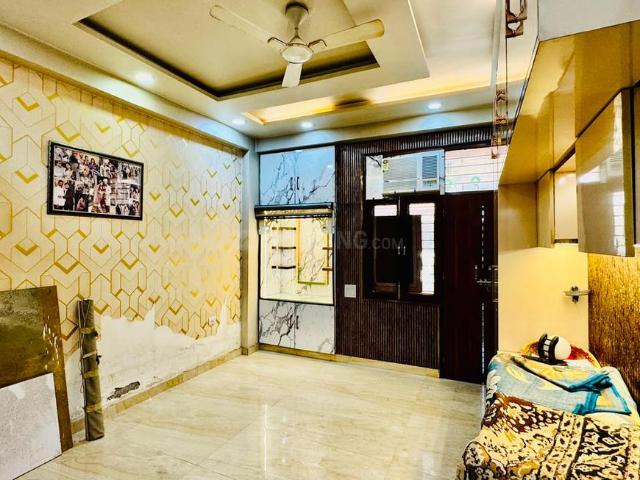 3 BHK Apartment in Vaishali for resale Ghaziabad. The reference number is 20842552