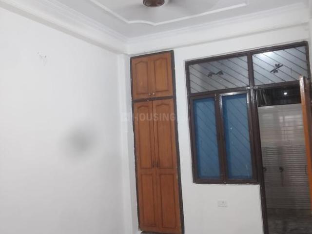 3 BHK Apartment in Vaishali for resale Ghaziabad. The reference number is 20052887