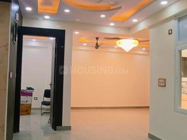 3 BHK Apartment in Vaishali for resale Ghaziabad. The reference number is 20352424