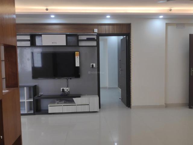 3 BHK Apartment in Vaishali for resale Ghaziabad. The reference number is 7817754