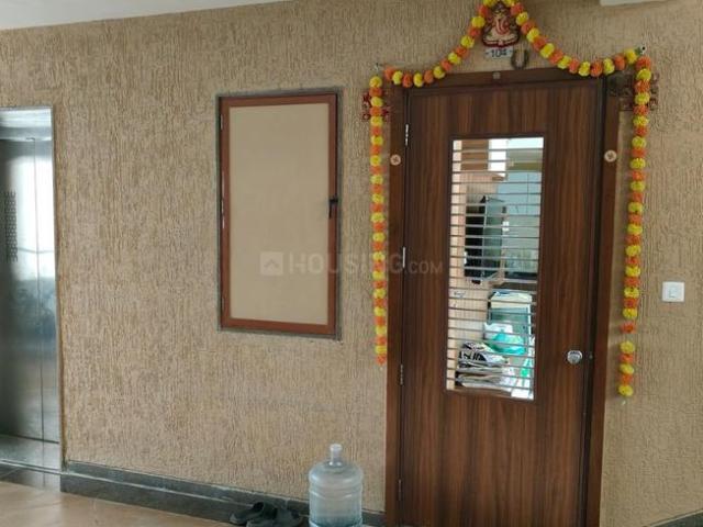 3 BHK Apartment in Vaishno Devi Circle for rent Ahmedabad. The reference number is 17609247