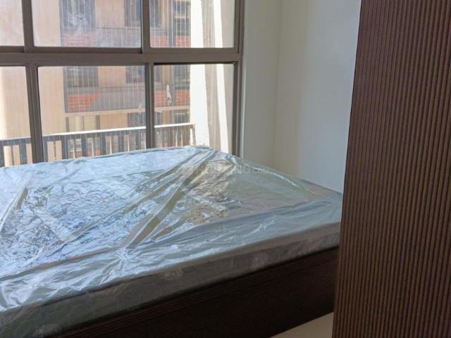 3 BHK Apartment in Vaishno Devi Circle for rent Ahmedabad. The reference number is 17715981