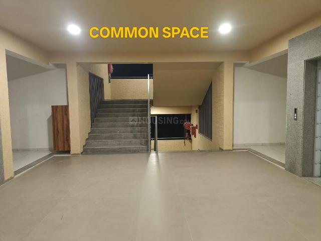 3 BHK Apartment in Vaishno Devi Circle for rent Ahmedabad. The reference number is 18768758