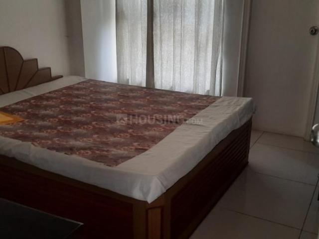 3 BHK Apartment in Vaishno Devi Circle for rent Ahmedabad. The reference number is 19419700