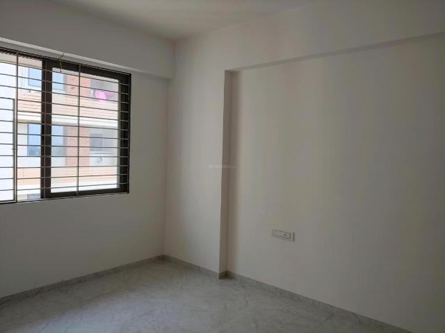 3 BHK Apartment in Vaishno Devi Circle for rent Ahmedabad. The reference number is 19593659