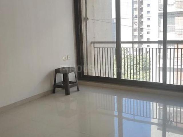 3 BHK Apartment in Vaishno Devi Circle for rent Ahmedabad. The reference number is 19908443
