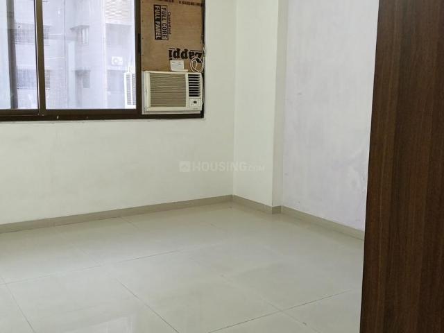 3 BHK Apartment in Vaishno Devi Circle for rent Ahmedabad. The reference number is 19909018