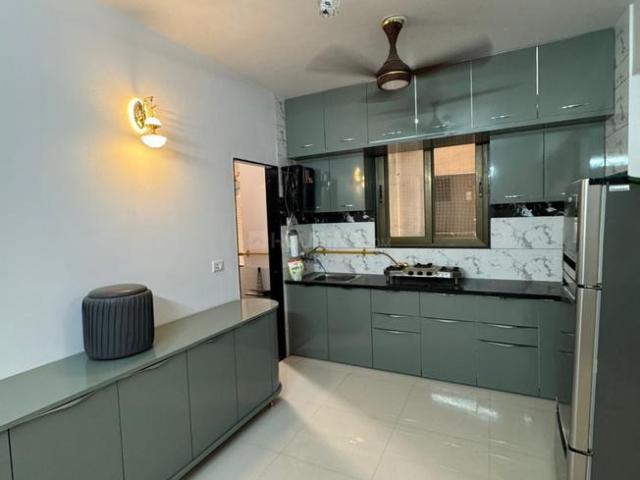 3 BHK Apartment in Vaishno Devi Circle for rent Ahmedabad. The reference number is 19949737