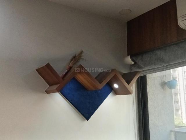 3 BHK Apartment in Vaishno Devi Circle for rent Ahmedabad. The reference number is 19979336
