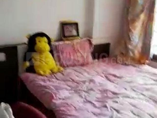 3 BHK Apartment in Vaishno Devi Circle for rent Ahmedabad. The reference number is 19987242