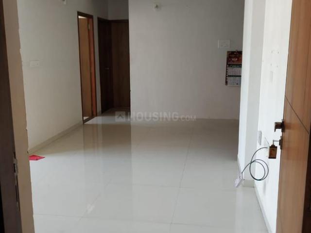 3 BHK Apartment in Vaishno Devi Circle for rent Ahmedabad. The reference number is 19258428