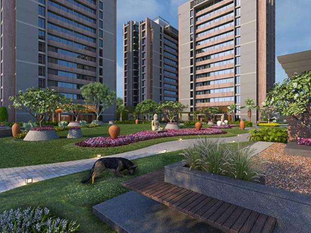3 BHK Apartment in Vaishno Devi Circle for rent Ahmedabad. The reference number is 20463359