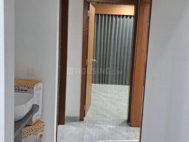 3 BHK Apartment in Vaishno Devi Circle for rent Ahmedabad. The reference number is 20492279