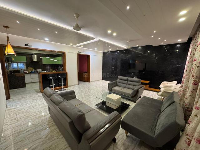3 BHK Apartment in Vaishno Devi Circle for rent Ahmedabad. The reference number is 20533134