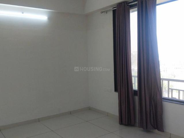 3 BHK Apartment in Vaishno Devi Circle for rent Ahmedabad. The reference number is 20583948