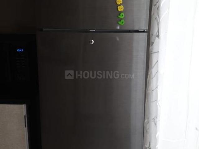 3 BHK Apartment in Vaishno Devi Circle for rent Ahmedabad. The reference number is 20626058