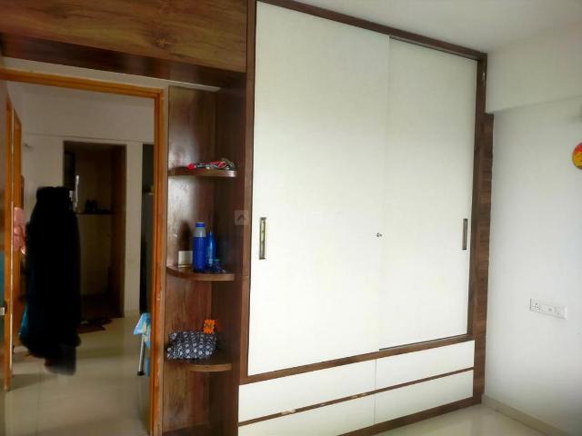 3 BHK Apartment in Vaishno Devi Circle for rent Ahmedabad. The reference number is 20664789