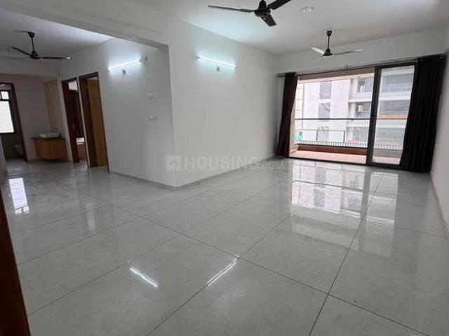 3 BHK Apartment in Vaishno Devi Circle for rent Ahmedabad. The reference number is 20708683