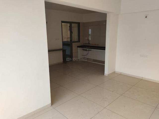 3 BHK Apartment in Vaishno Devi Circle for rent Ahmedabad. The reference number is 20755148