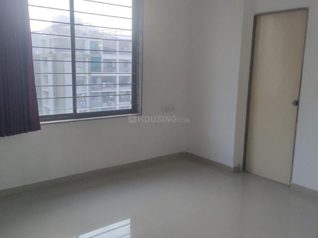 3 BHK Apartment in Vaishno Devi Circle for rent Ahmedabad. The reference number is 20797812