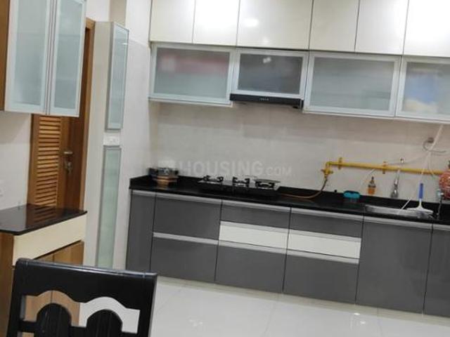 3 BHK Apartment in Vaishno Devi Circle for rent Ahmedabad. The reference number is 20803204