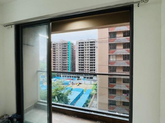 3 BHK Apartment in Vaishno Devi Circle for rent Ahmedabad. The reference number is 20832039