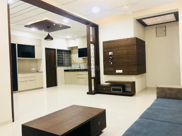 3 BHK Apartment in Vaishno Devi Circle for rent Ahmedabad. The reference number is 20834192