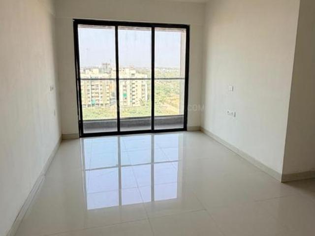 3 BHK Apartment in Vaishno Devi Circle for rent Ahmedabad. The reference number is 20840665