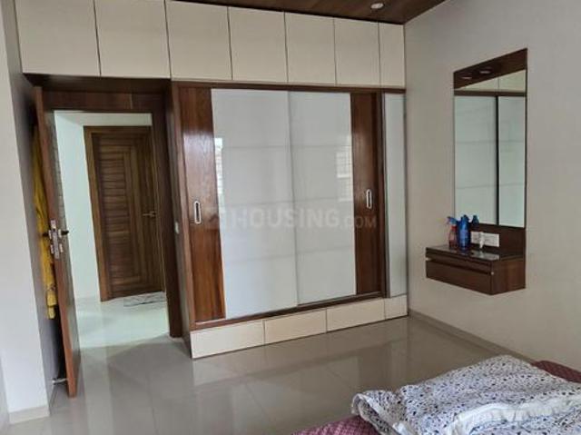 3 BHK Apartment in Vaishno Devi Circle for rent Ahmedabad. The reference number is 20880944