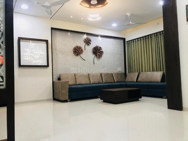 3 BHK Apartment in Vaishno Devi Circle for rent Ahmedabad. The reference number is 20916112