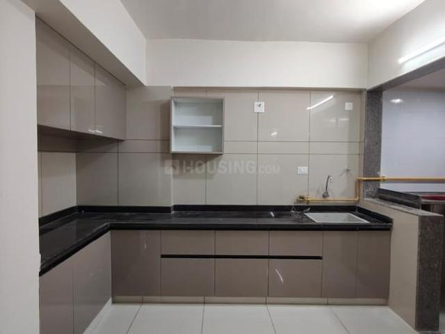 3 BHK Apartment in Vaishno Devi Circle for rent Ahmedabad. The reference number is 20943499