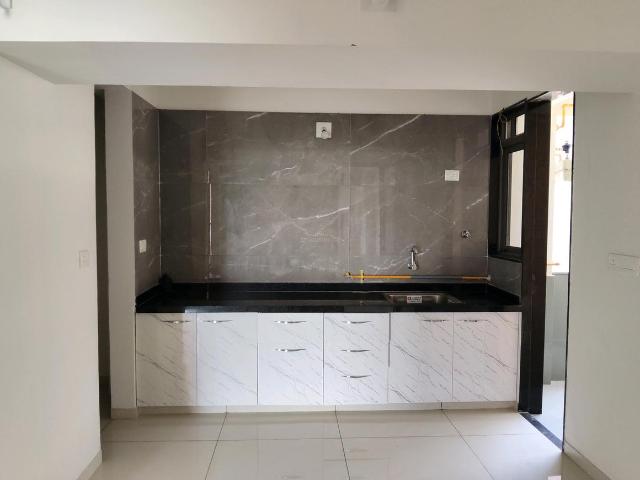 3 BHK Apartment in Vaishno Devi Circle for rent Ahmedabad. The reference number is 20112214