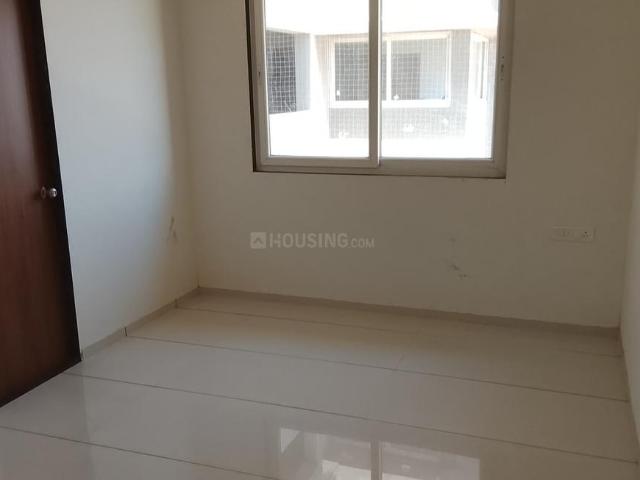 3 BHK Apartment in Vaishno Devi Circle for rent Ahmedabad. The reference number is 20182961