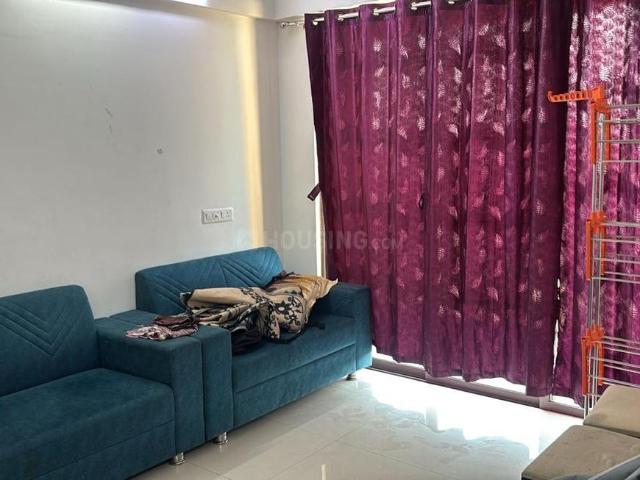 3 BHK Apartment in Vaishno Devi Circle for rent Ahmedabad. The reference number is 20249215