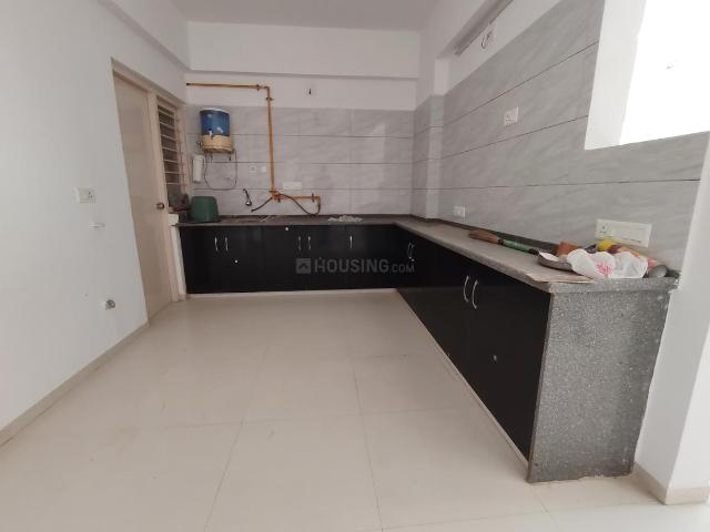3 BHK Apartment in Vaishno Devi Circle for rent Ahmedabad. The reference number is 20251234