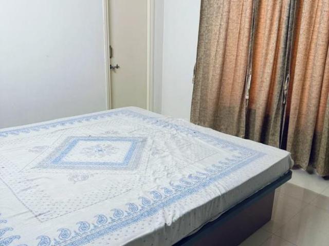 3 BHK Apartment in Vaishno Devi Circle for rent Ahmedabad. The reference number is 20284824