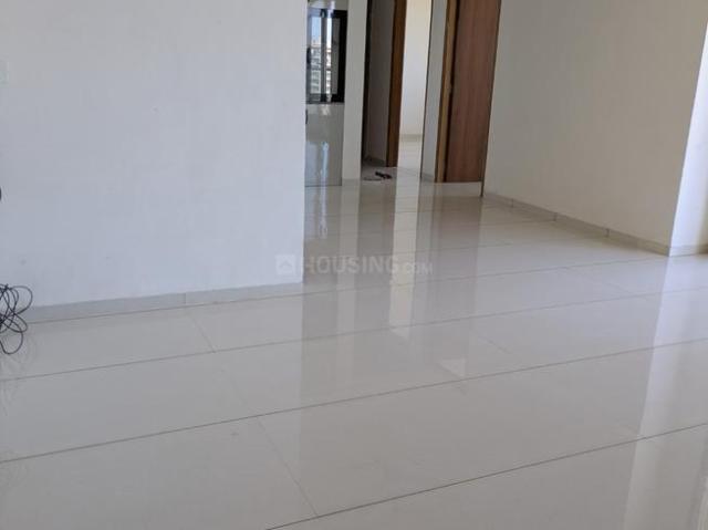 3 BHK Apartment in Vaishno Devi Circle for rent Ahmedabad. The reference number is 20314701