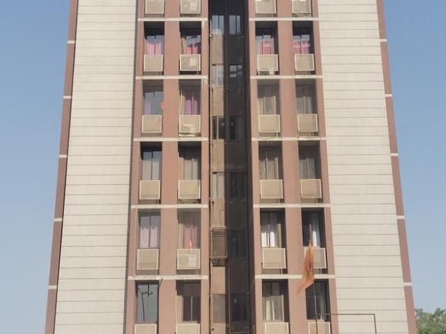 3 BHK Apartment in Vaishno Devi Circle for resale North West. The reference number is 18411713