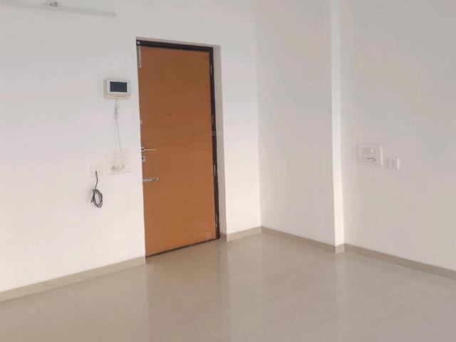 3 BHK Apartment in Vaishno Devi Circle for resale Ahmedabad. The reference number is 9145897