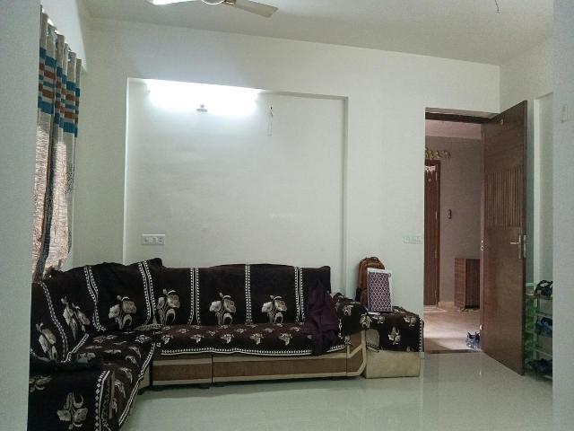 3 BHK Apartment in Vaishno Devi Circle for resale Ahmedabad. The reference number is 12248336