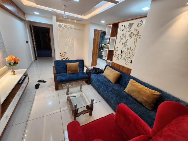 3 BHK Apartment in Vaishno Devi Circle for resale Ahmedabad. The reference number is 14139975