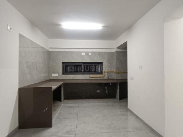 3 BHK Apartment in Vaishno Devi Circle for resale Ahmedabad. The reference number is 18804016