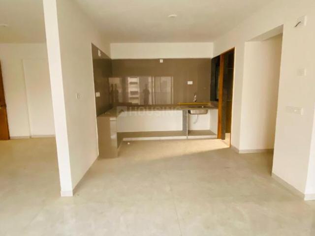 3 BHK Apartment in Vaishno Devi Circle for resale Ahmedabad. The reference number is 19332581