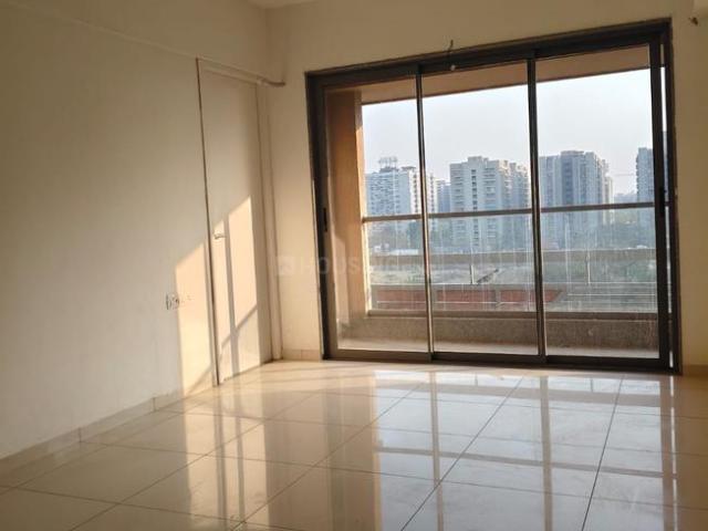 3 BHK Apartment in Vaishno Devi Circle for resale Ahmedabad. The reference number is 19548953