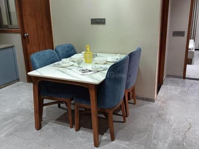 3 BHK Apartment in Vaishno Devi Circle for resale Ahmedabad. The reference number is 19858511